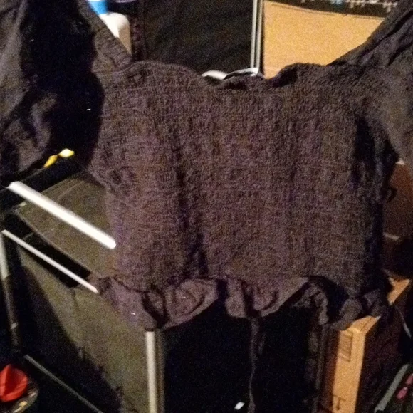 Top - Picture 6 of 9